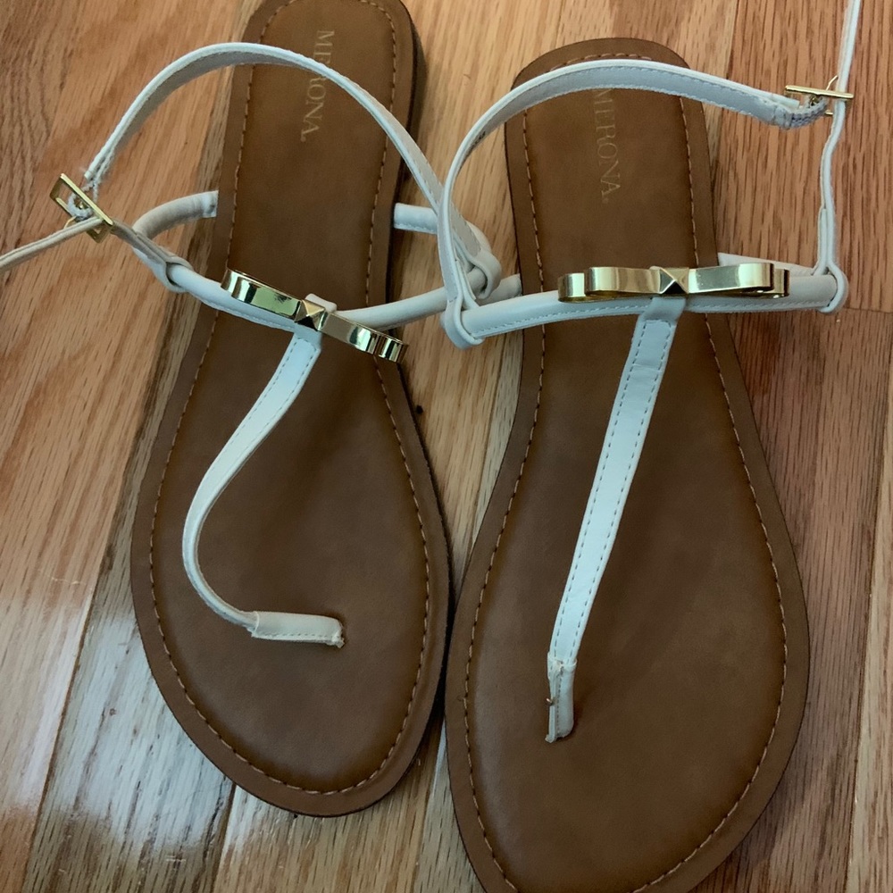 Sandals - never warn